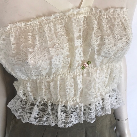 💔SOLD 💔Vintage lace tank top crop top - Picture 2 of 5